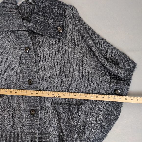 Aerie Chunky Knit Wool Blend Gray Sweater Poncho Women's XS-S Buttons Pockets - Picture 4 of 10
